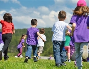 Encouraging physical fitness may be an easy way to bring down eye allergies in children