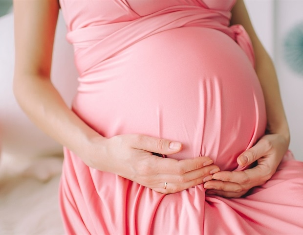 Study suggests revising pregnancy weight gain guidelines for obese women