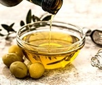 Higher olive oil consumption linked with lower risk of cardiovascular disease, cancer mortality