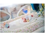 Neonatology experts examine effects of new intravenous nutrition for extremely low birth weight preemies