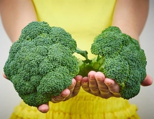Broccoli contains an ingredient that could target the "Achilles’ heel" of cancers