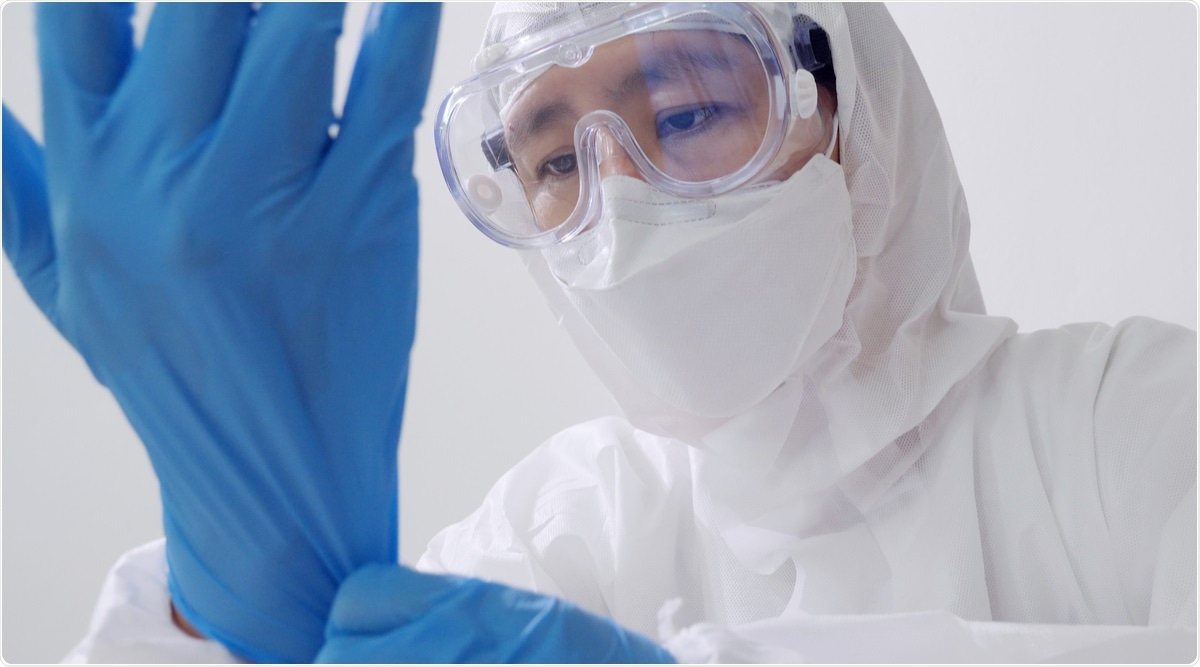 Study: Addressing Personal Protective Equipment (PPE) Decontamination: Methylene Blue and Light Inactivates SARS-CoV-2 on N95 Respirators and Masks with Maintenance of Integrity and Fit. Image Credit: Ronnachai Palas / Shutterstock