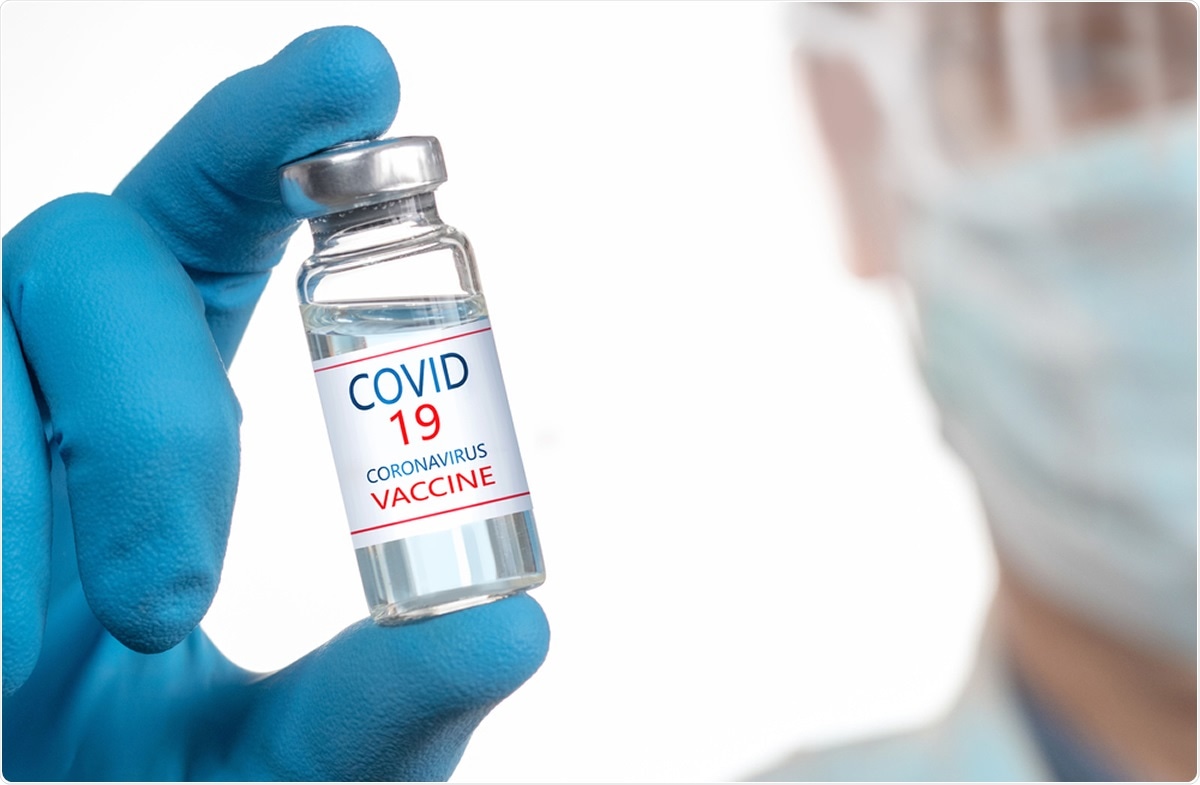 Study: The impacts of COVID-19 vaccine timing, number of doses, and risk prioritization on mortality in the US. Image Credit: PalSand / Shutterstock