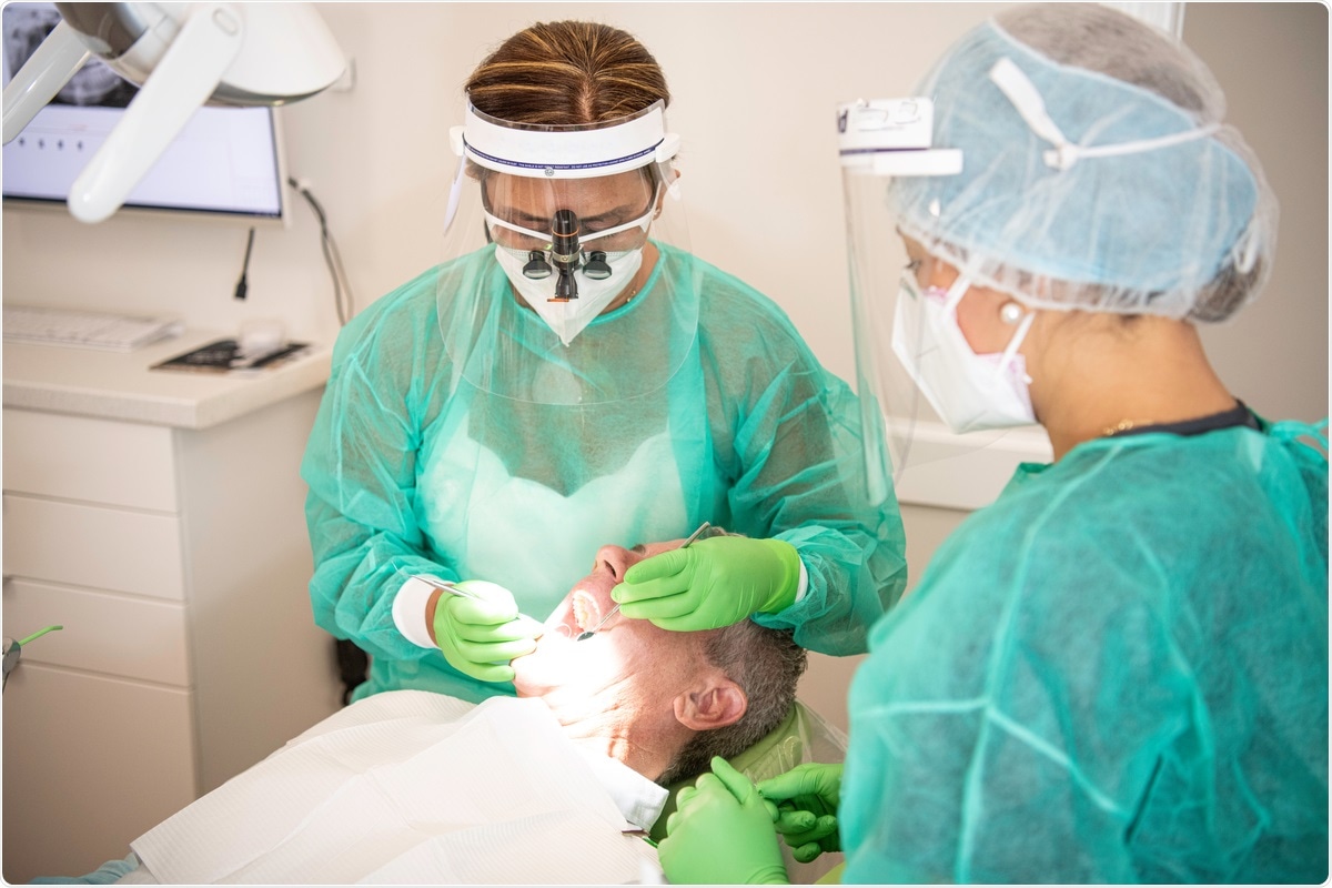 Study: SARS-CoV-2 positivity in asymptomatic-screened dental patients. Image Credit: Matea Michelangeli / Shutterstock