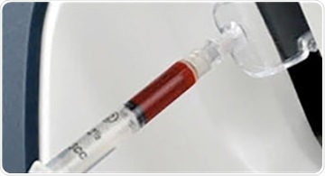 Syringes can be docked and sampled with hands-free operation.