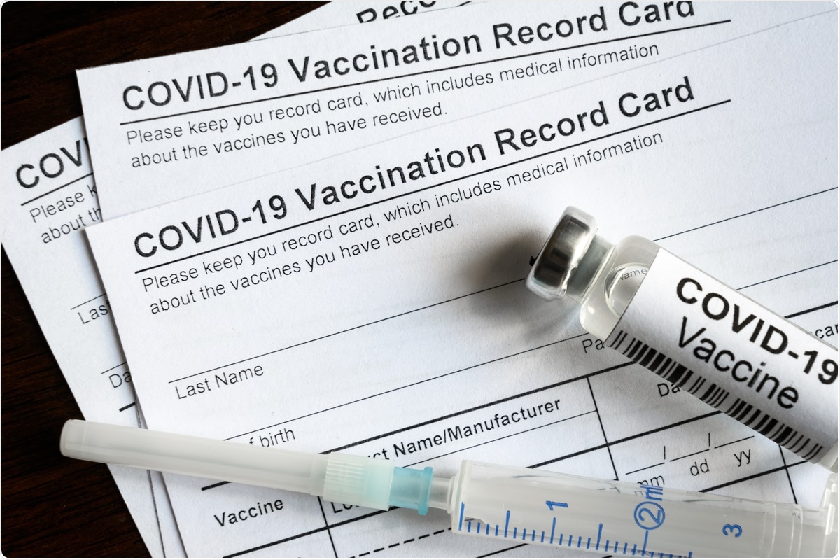 Study: A study of the benefits of vaccine mandates and vaccine passports for SARS-CoV-2. Image Credit:  Viacheslav Lopatin/ Shutterstock