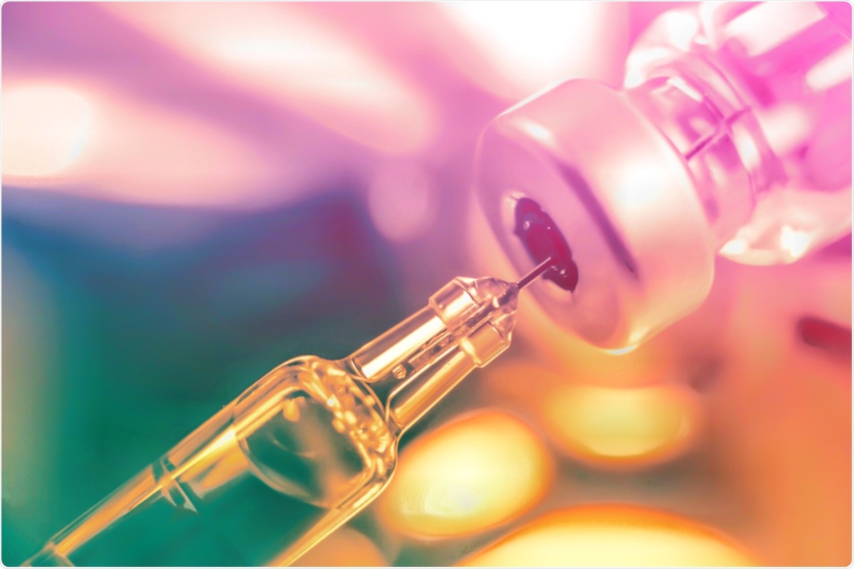 Study: Vaccine uptake and SARS-CoV-2 antibody prevalence among 207,337 adults during May 2021 in England: REACT-2 study. Image Credit: Numstocker / Shutterstock
