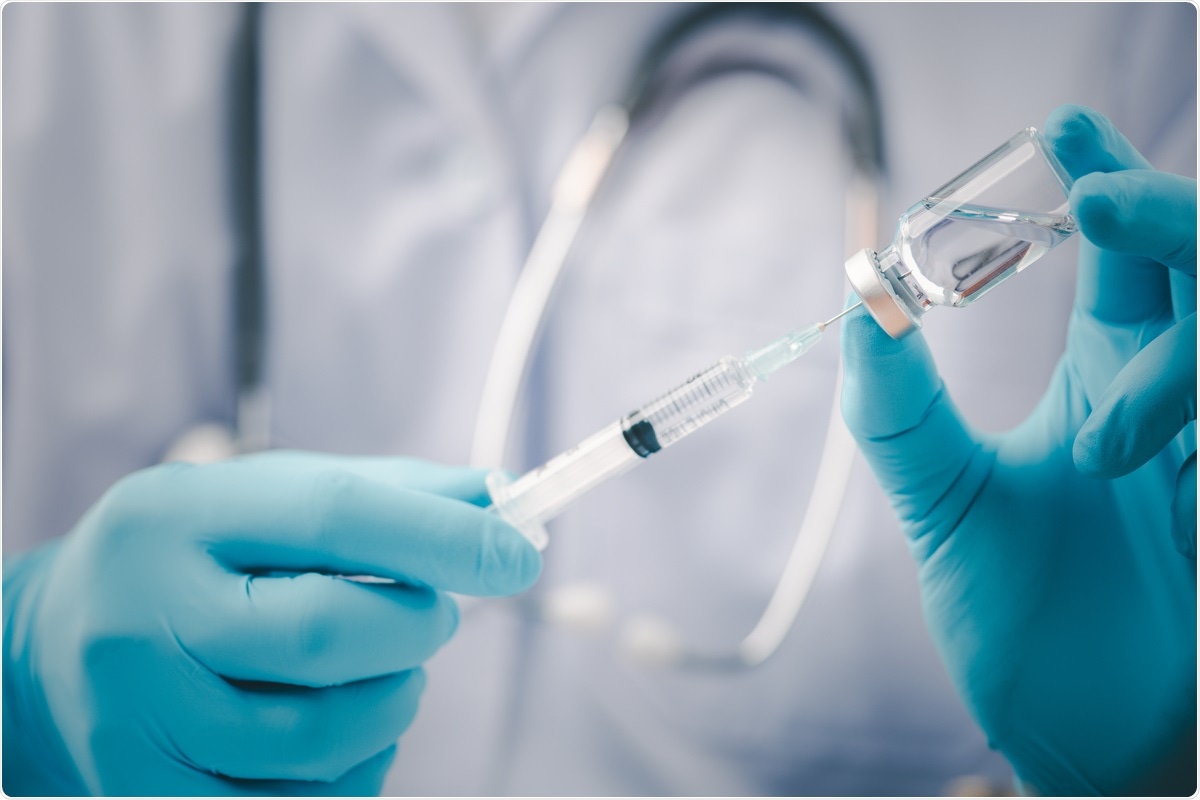 Study: Tolerability, safety and immunogenicity of intradermal delivery of a fractional dose mRNA-1273 SARS-CoV-2 vaccine in healthy adults as a dose sparing strategy. Image Credit: LookerStudio / Shutterstock
