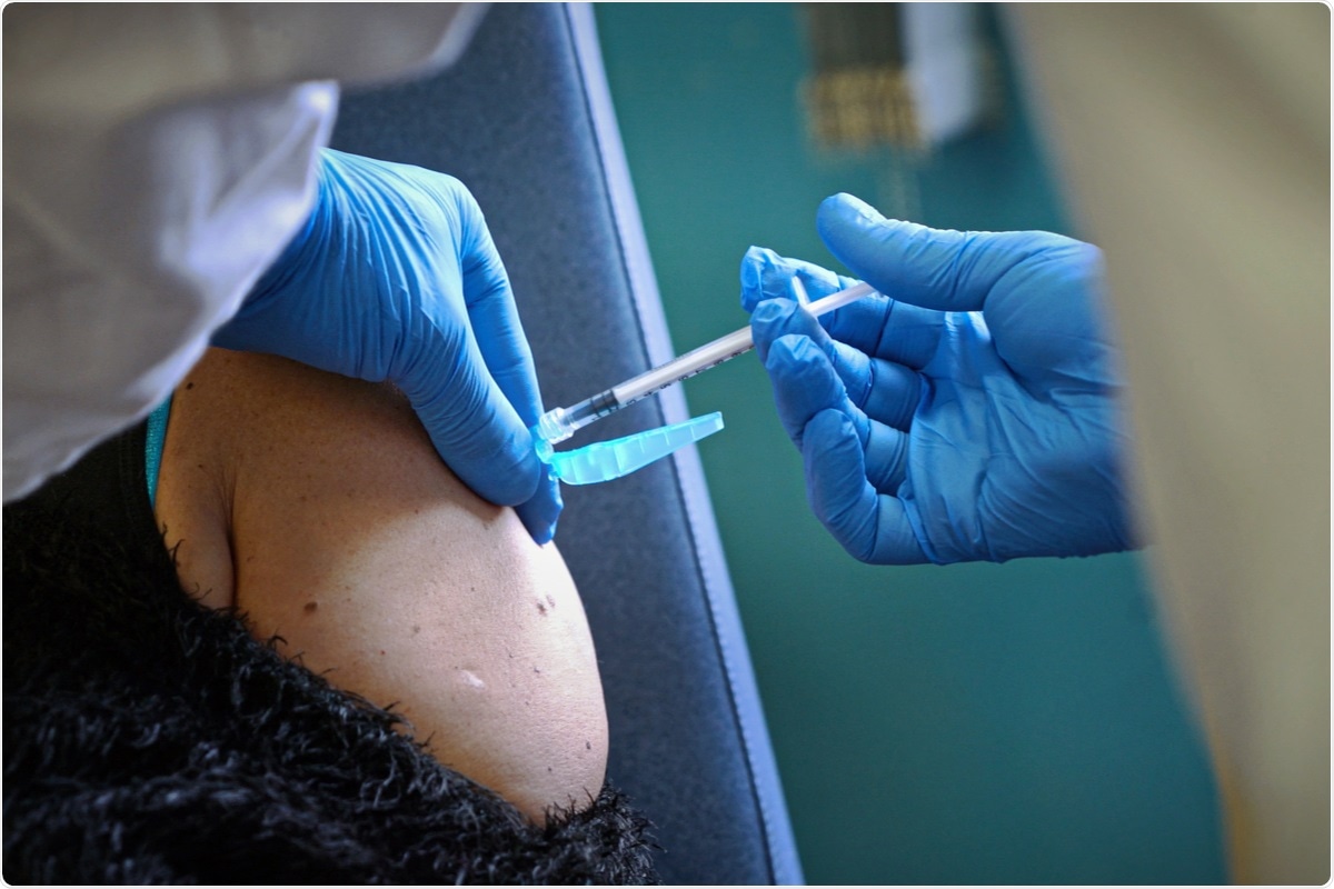 Study: Delayed skin reaction after mRNA-1273 vaccine against SARS-CoV-2: a rare clinical reaction. Image Credit: MikeDotta/ Shutterstock