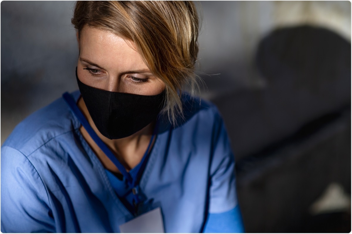 Study: State-wide Genomic Epidemiology Investigations of COVID-19 Infections in Healthcare Workers – Insights for Future Pandemic Preparedness. Image Credit: Halfpoint/ Shutterstock