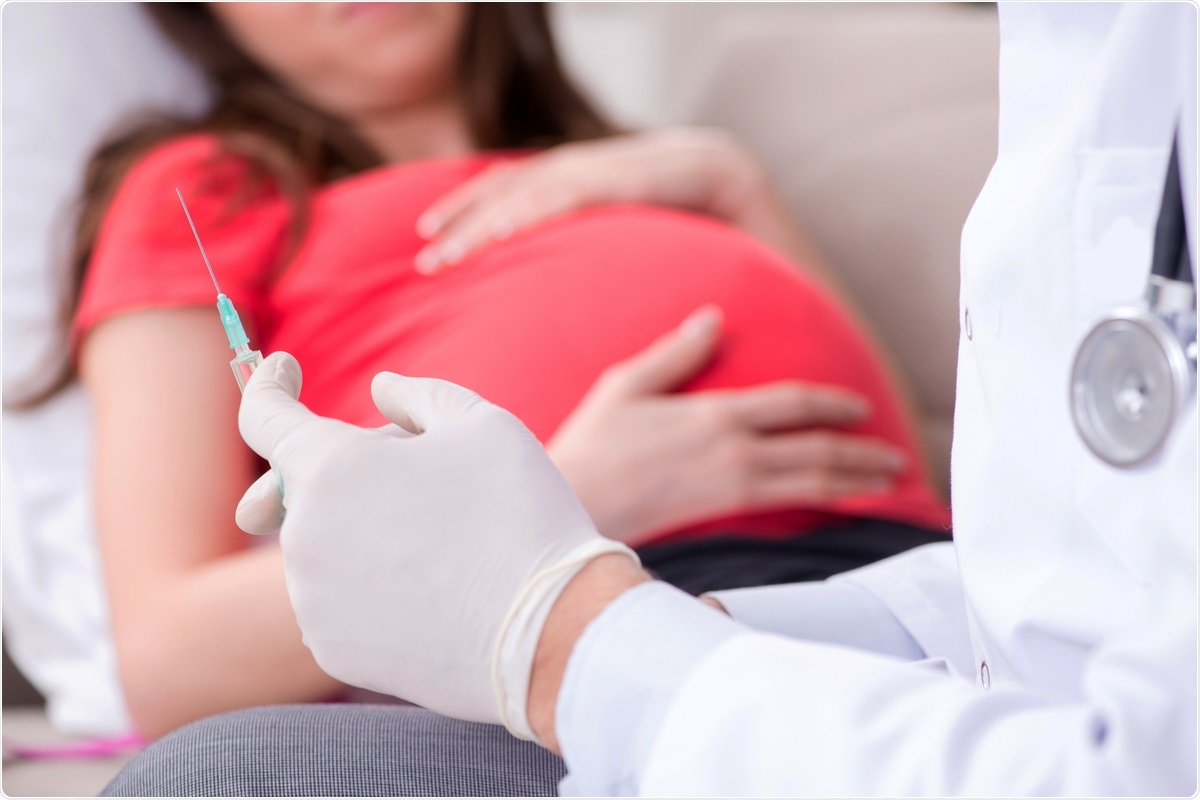Étude : Association de la vaccination BNT162b2 COVID-19 pendant la grossesse avec les résultats néonatals et précoces du nourrisson.  Crédit d'image : Elnur/Shutterstock.com