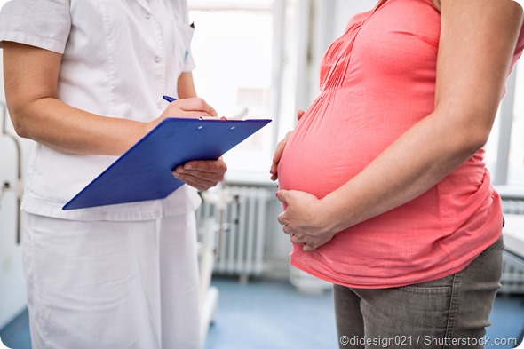 Pregnant women and nurse