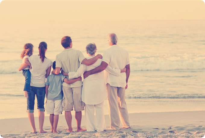 faimly on beach grandparents