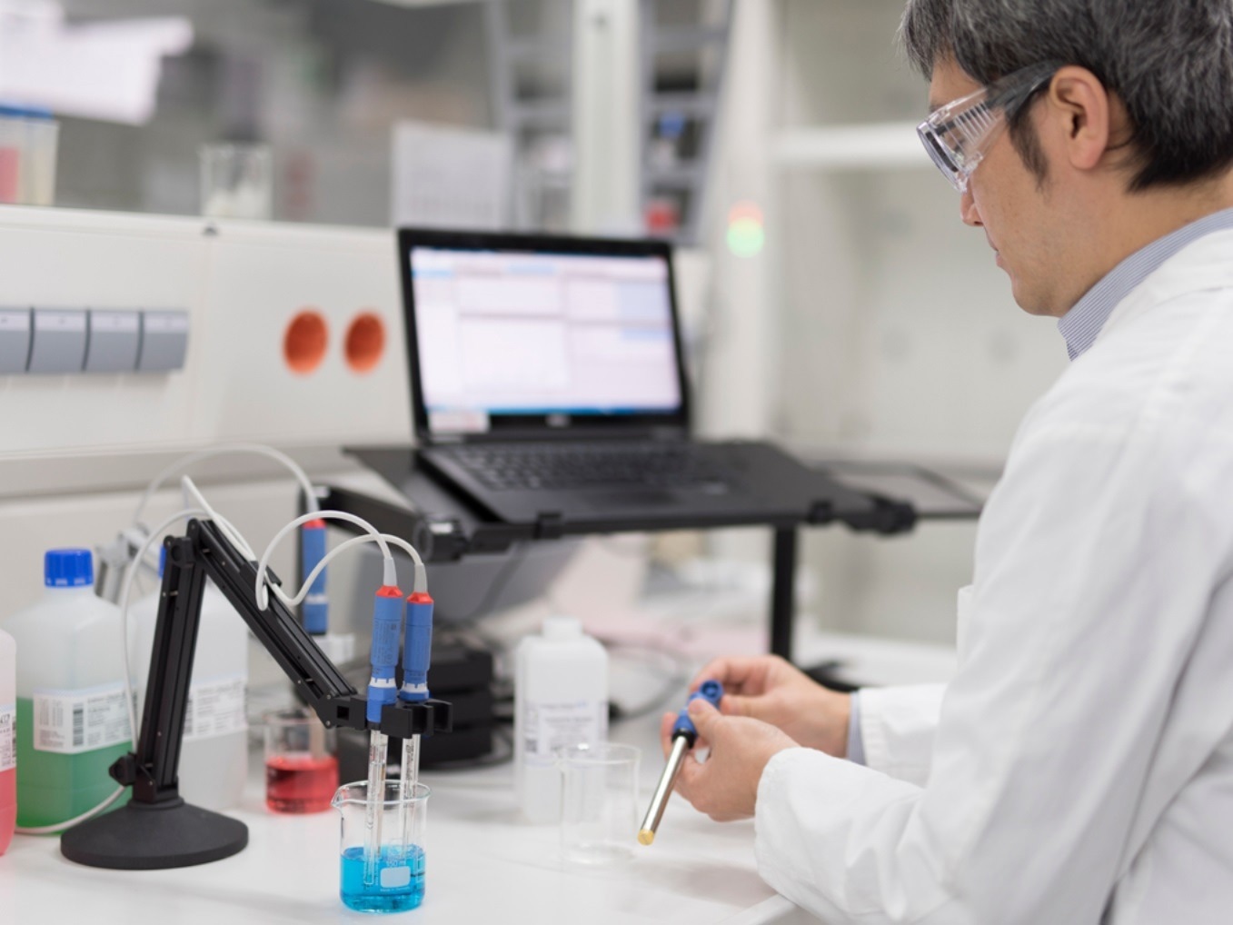 How to use lab-to-process measurements in production