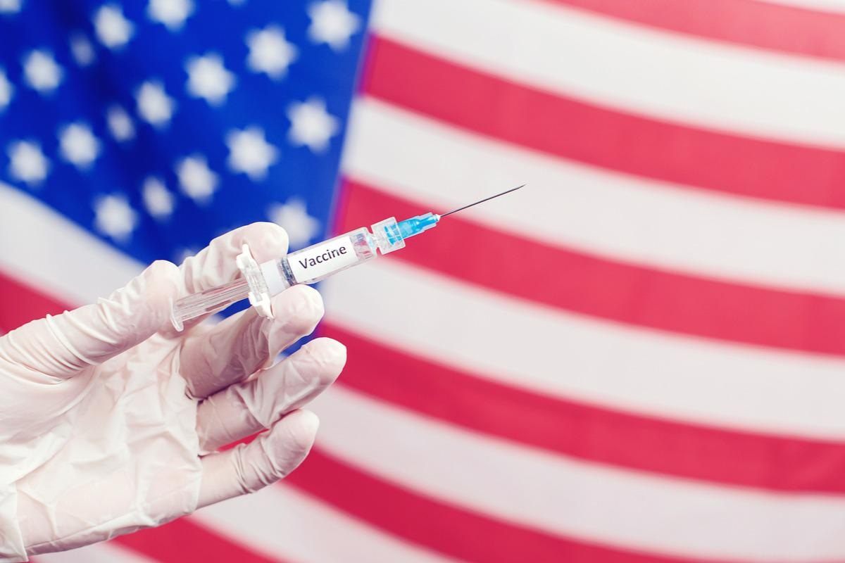Study: Heterologous vaccination interventions to reduce pandemic morbidity and mortality: Modeling the US winter 2020 COVID-19 wave. Image Credit: Volurol/Shutterstock