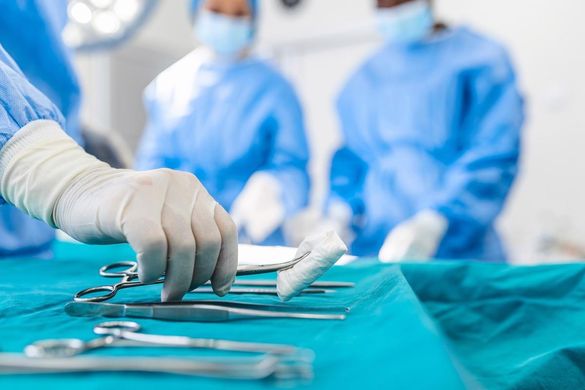 Study: “It affects every aspect of your life”: A qualitative study of the impact of delaying surgery during COVID-19. Image Credit: Photoroyalty/Shutterstock