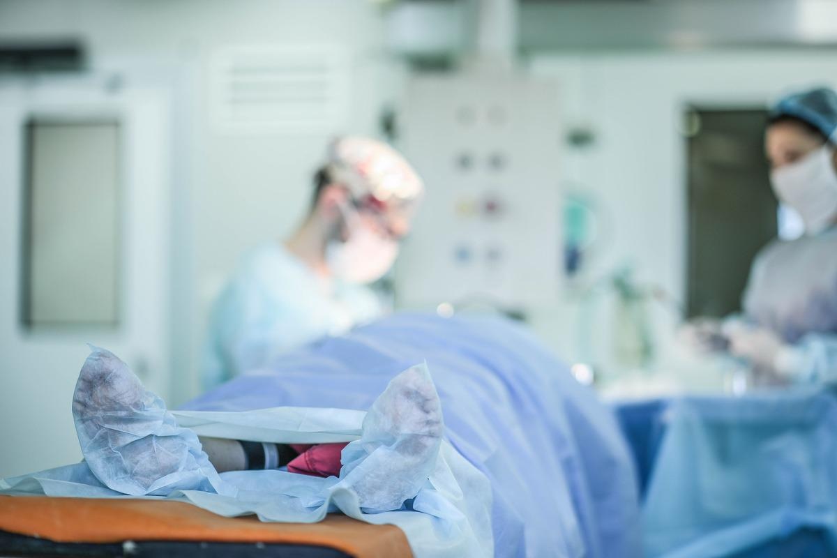 Study: Direct and indirect mortality impacts of the COVID-19 pandemic in the US, March 2020-April 2021. Image Credit: Velimir Zeland/Shutterstock