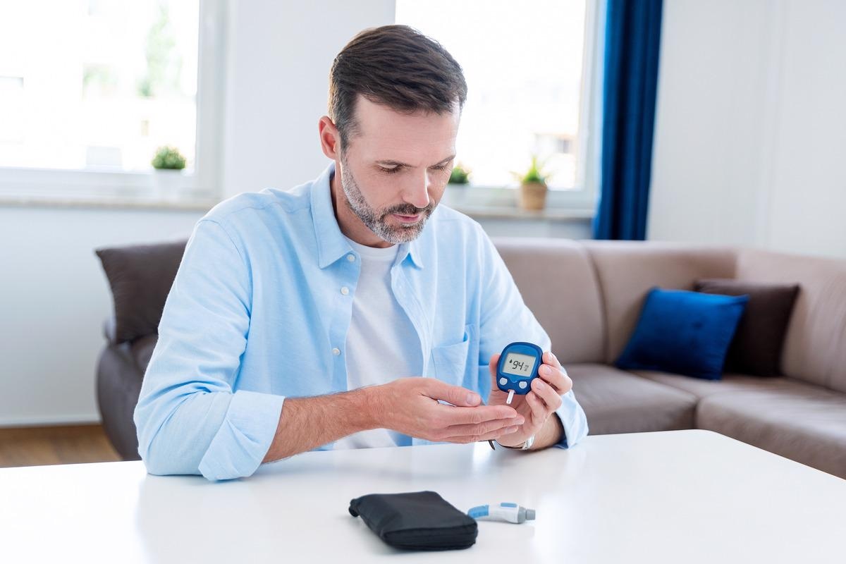 Study: Moderately hyperglycemia as an independent prognostic factor for the worse outcome of COVID-19. Image Credit: Proxima Studio/Shutterstock
