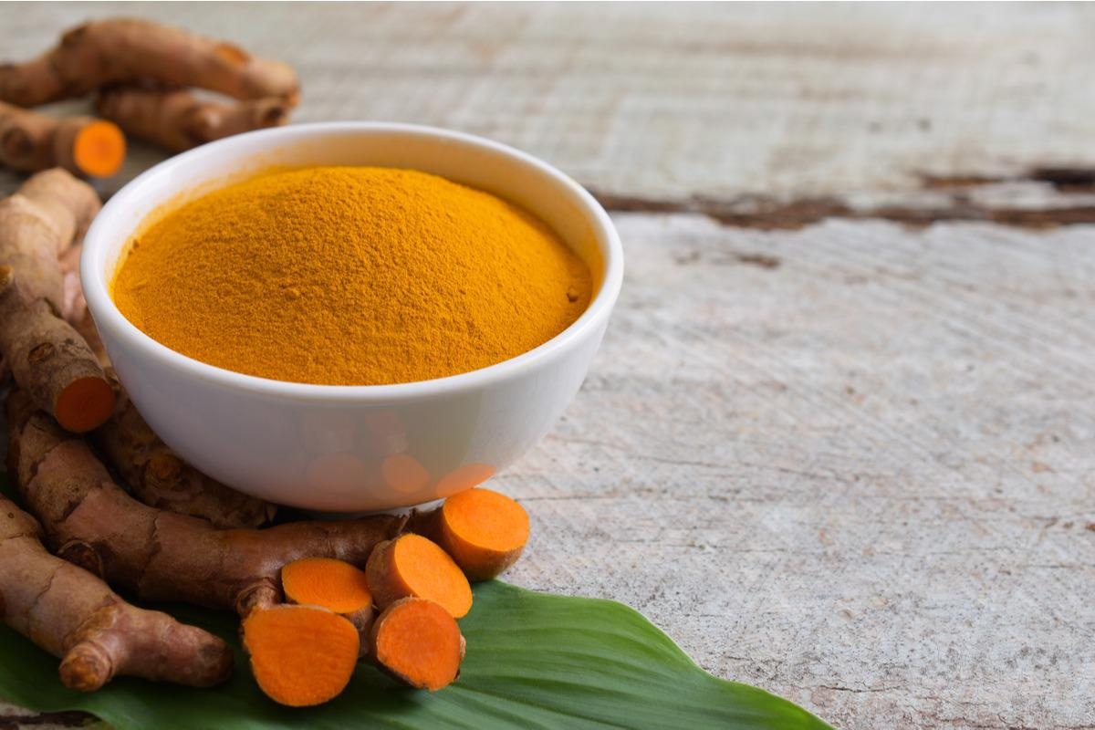Study: Design and various in silico studies of the novel curcumin derivatives as potential candidates against COVID-19 -associated main enzymes. Image Credit: Natthapol Siridech/Shutterstock