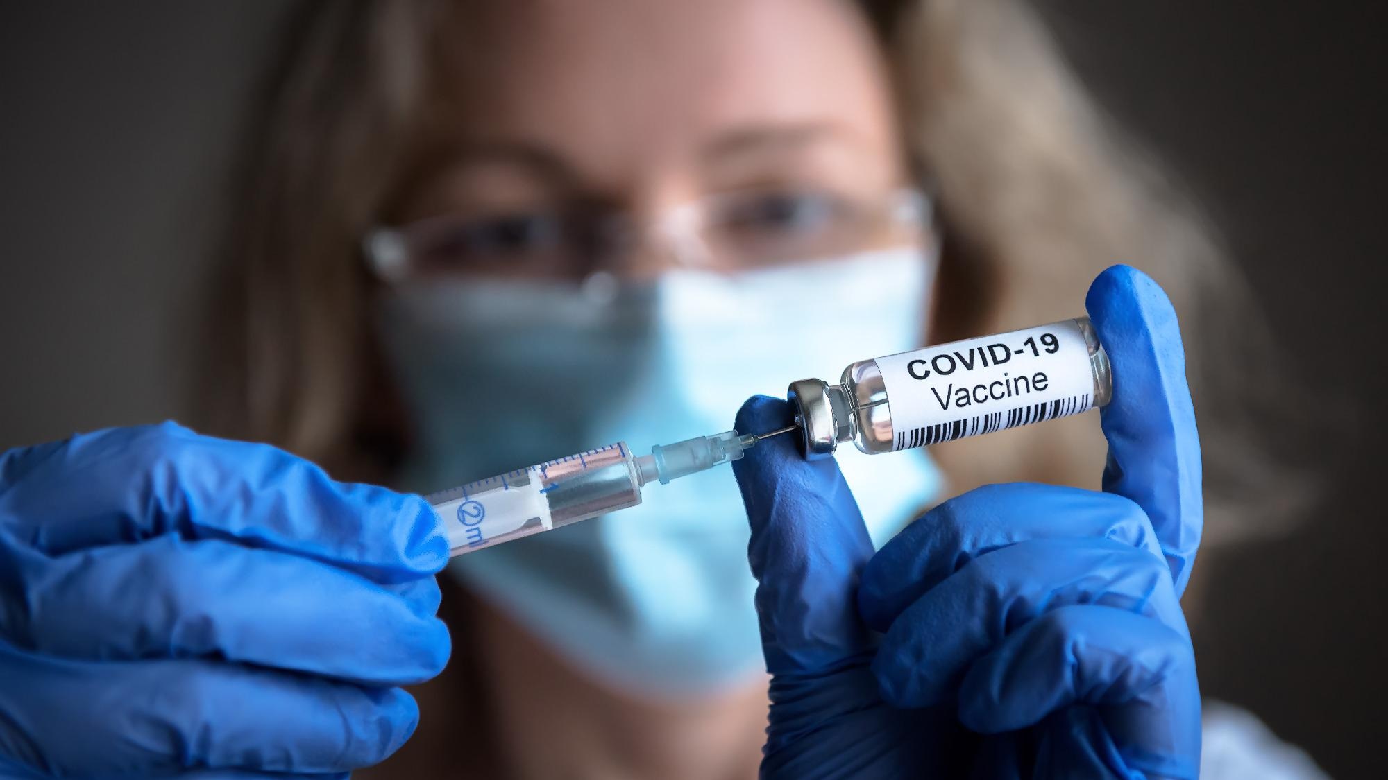 Study: Safety and Efficacy of a Third Dose of BNT162b2 Covid-19 Vaccine. Image Credit: Viacheslav Lopatin / Shutterstock