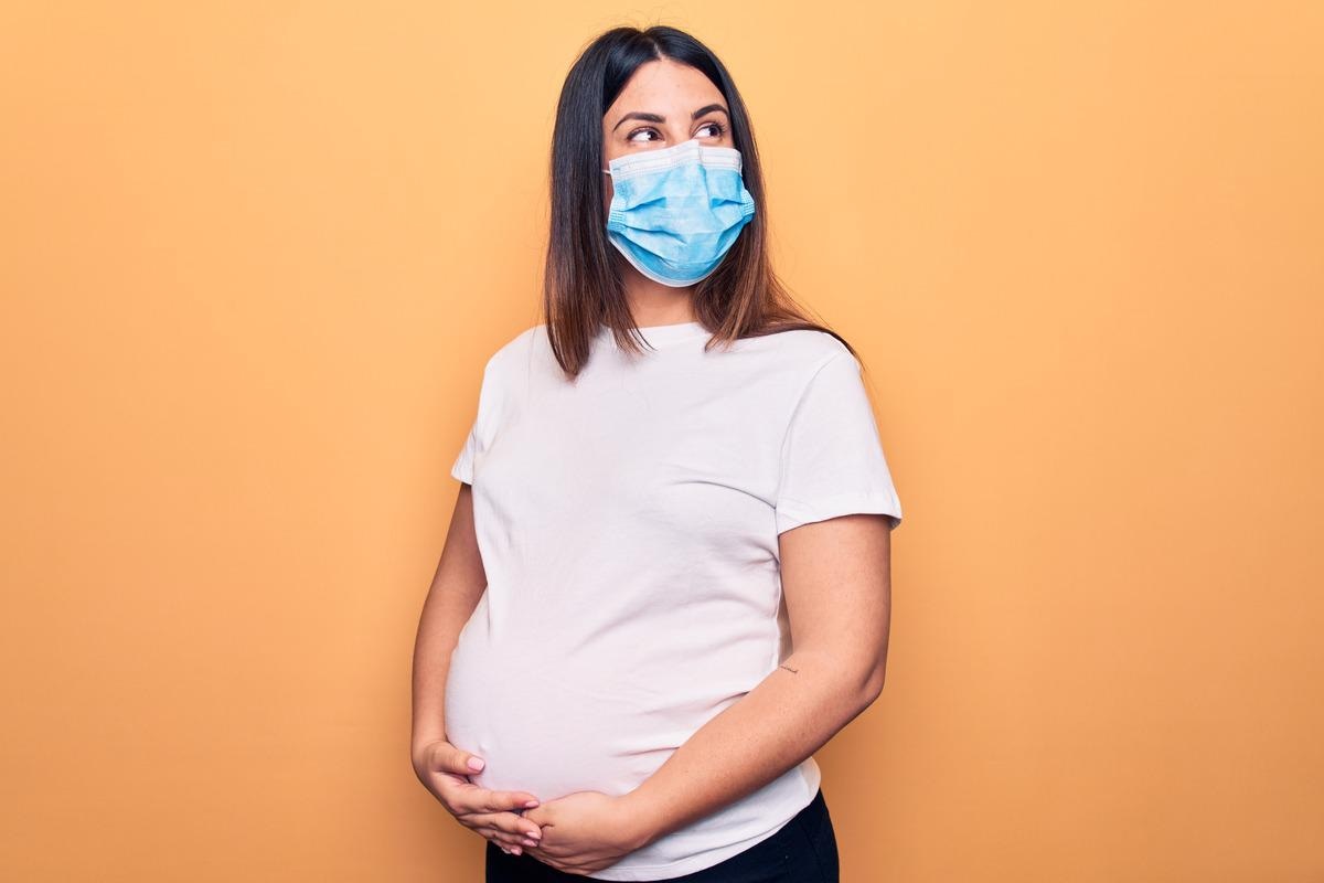 Study: Cytokine response over the course of COVID-19 infection in pregnant women. Image Credit: Krakenimages.com/Shutterstock
