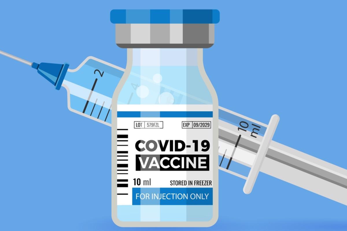 Study: Three-doses of BNT162b2 COVID-19 mRNA vaccine establishes long-lasting CD8+ T cell immunity in CLL and MDS patients. Image Credit: Telnov Oleksii/Shutterstock