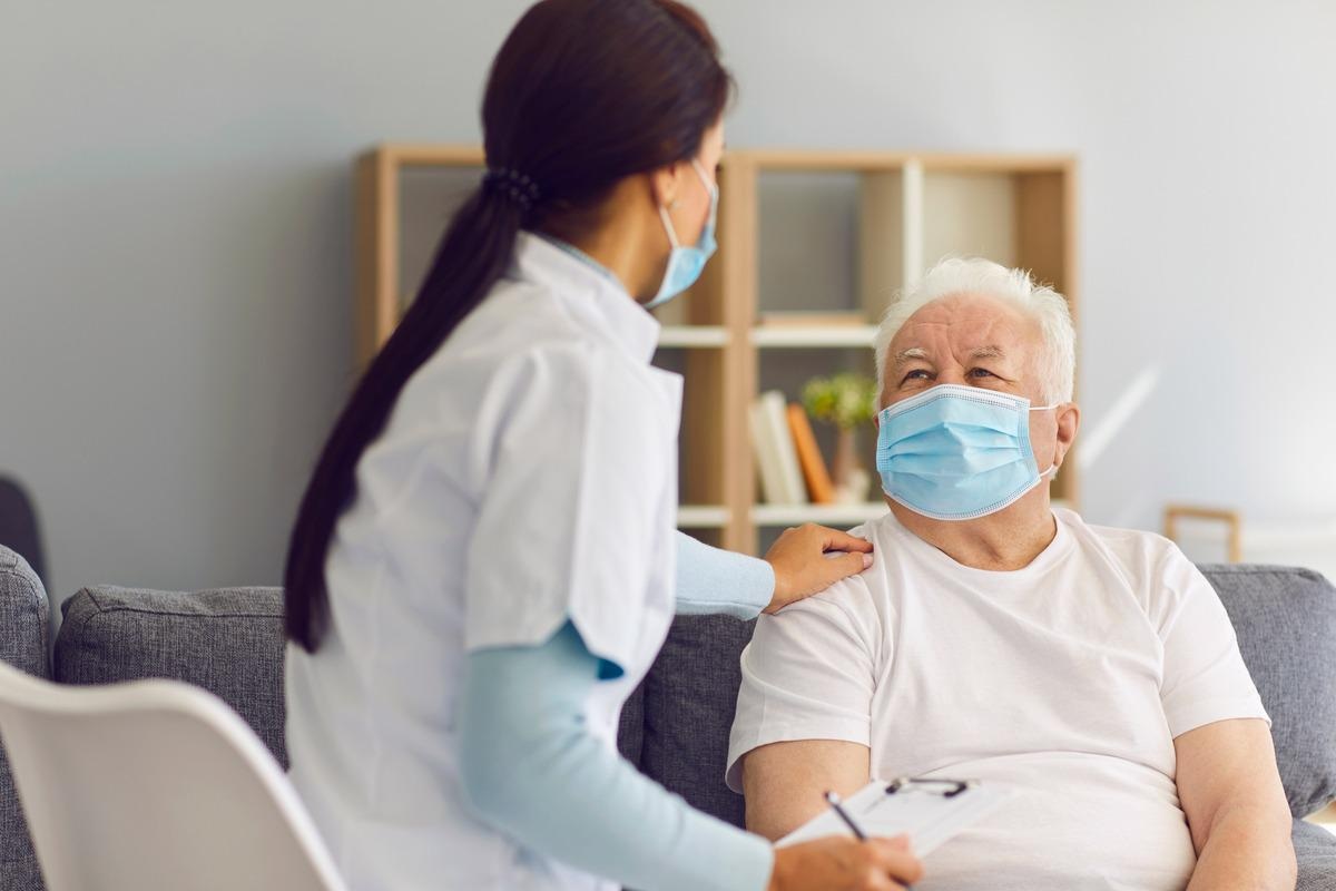 Study: Effectiveness of a Second COVID-19 Vaccine Booster on All-Cause Mortality in Long-Term Care Facility Residents and in the Oldest Old: A Nationwide, Retrospective Cohort Study in Sweden. Image Credit: Studio Romantic/Shutterstock