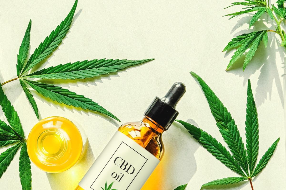 Study: Label accuracy of unregulated cannabidiol (CBD) products: measured concentration vs. label claim. Image Credit: IRA_EVVA / Shutterstock.com
