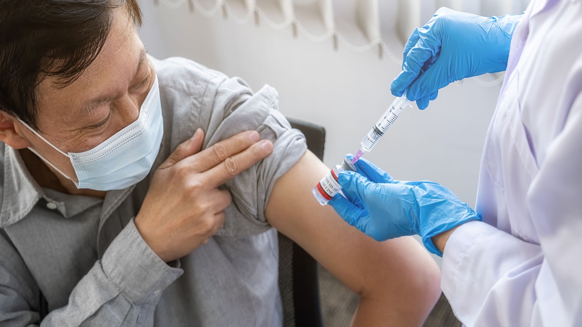 Study: Effectiveness of a fourth dose of mRNA COVID-19 vaccine against all-cause mortality in long-term care facility residents and in the oldest old: A nationwide, retrospective cohort study in Sweden. Image Credit: PIC SNIPE/Shutterstock
