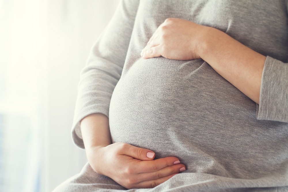 Study: Impact of vaccination and the omicron variant on COVID-19 severity in pregnant women. Image Credit: nerudol / Shutterstock.com