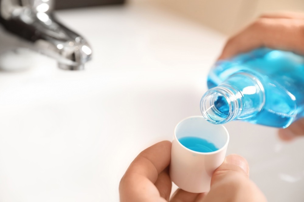 Study: Antiviral effect of cetylpyridinium chloride in mouthwash on SARS-CoV-2. Image Credit: New Africa/Shutterstock