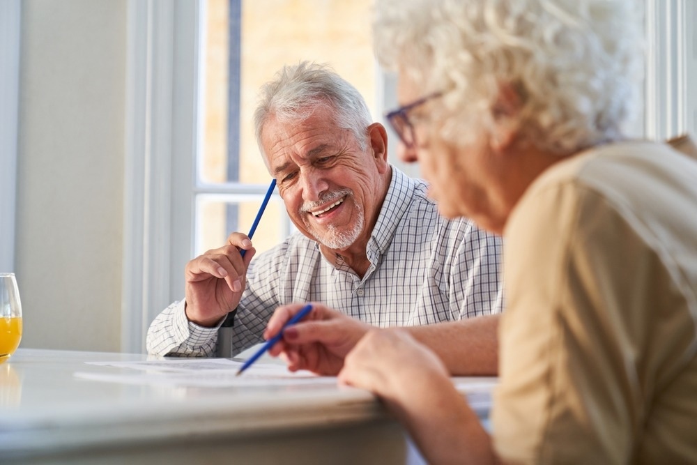 Study: Long-lasting, dissociable improvements in working memory and long-term memory in older adults with repetitive neuromodulation. Image Credit: Robert Kneschke / Shutterstock.com