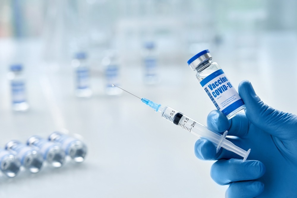 Study: Effectiveness of the COVID-19 vaccines against severe disease with Omicron sub-lineages BA.4 and BA.5 in England. Image Credit: Ground Picture/Shutterstock