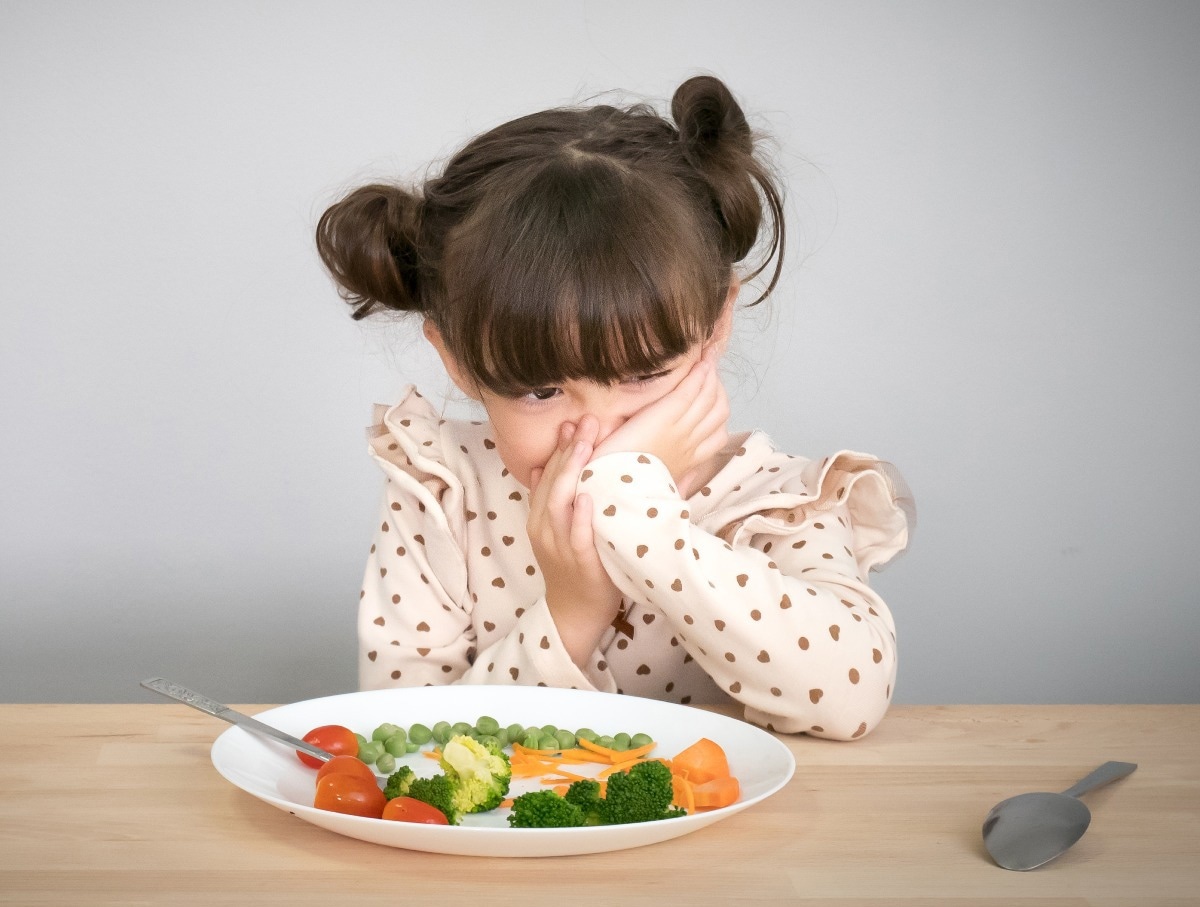 What is the impact of consumption of vegetables by children at breakfast?