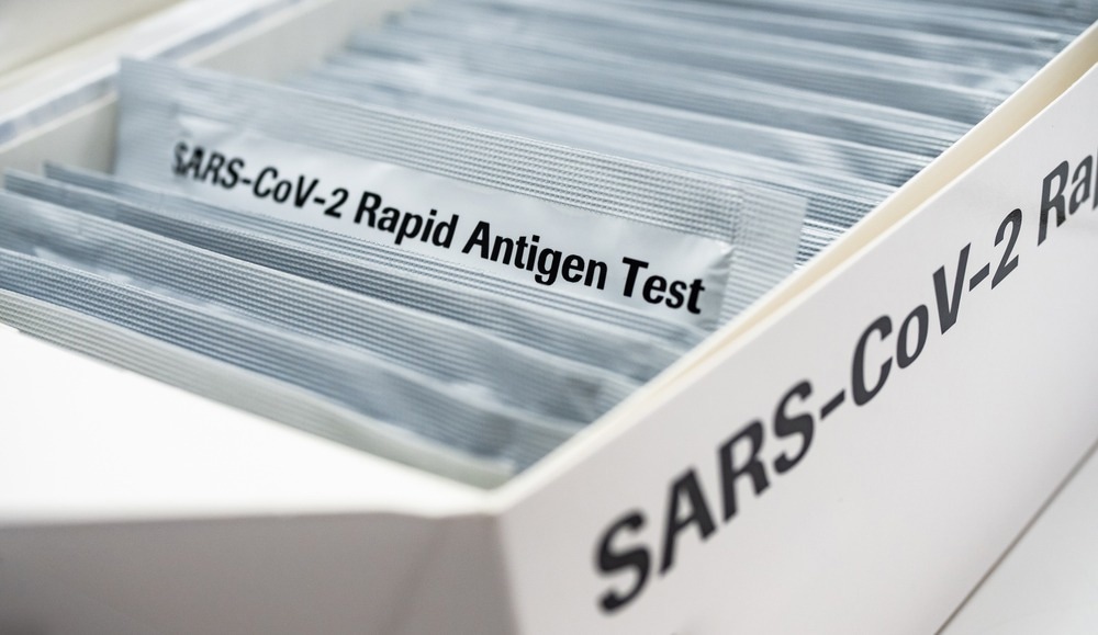 Study: Development of Q-LAAD, an allonamer-based antigen test for the rapid detection of SARS-CoV-2. Image Credit: Marek Duransky/Shutterstock