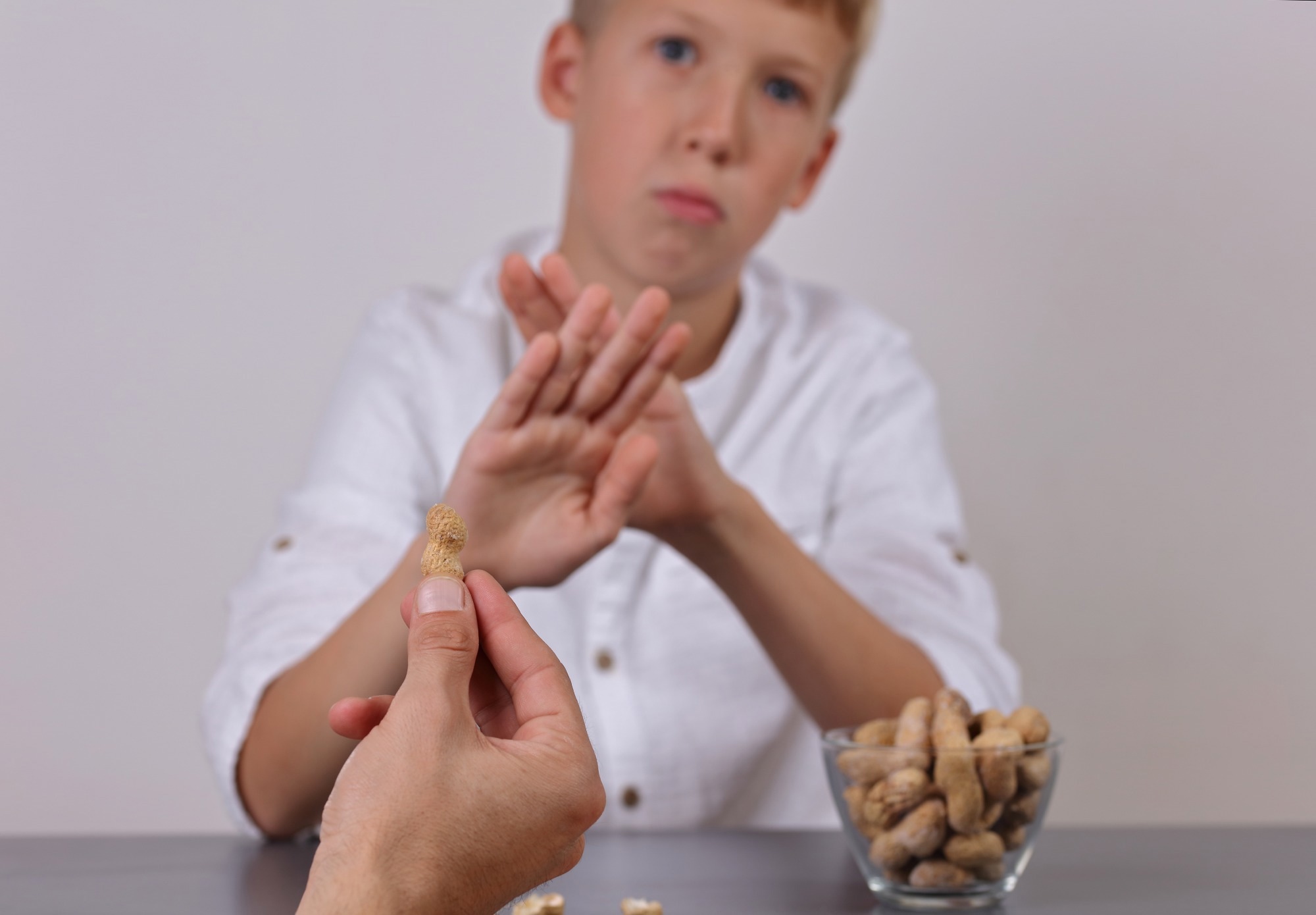 Study: Novel peanut-specific human IgE monoclonal antibodies enable screens for inhibitors of the effector phase in food allergy. Image Credit: Albina Gavrilovic / Shutterstock