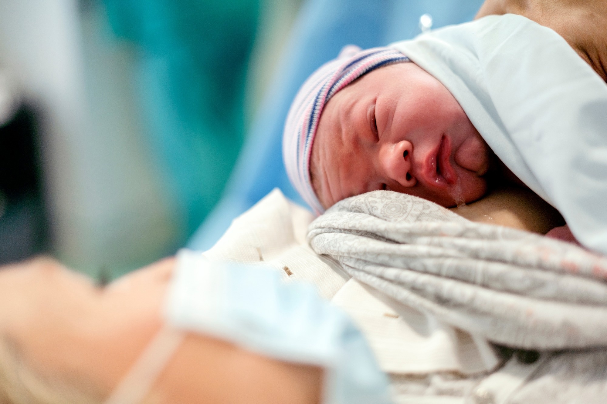 مطالعه: میزان بروز کووید-19 تحت درمان پزشکی در نوزادان کمتر از 6 ماه.  اعتبار تصویر: Sopotnicki / Shutterstock