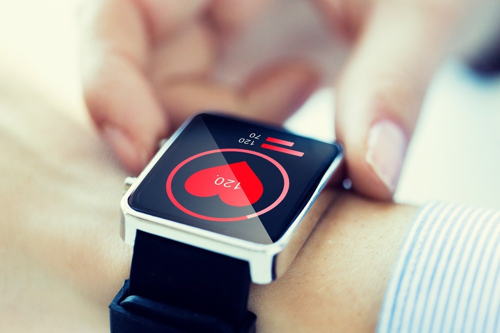 Study: Use of Wearable Devices by Patients With and At-Risk for Cardiovascular Disease in the United States: A Nationally Representative Study. Image Credit: Ground Picture/Shutterstock