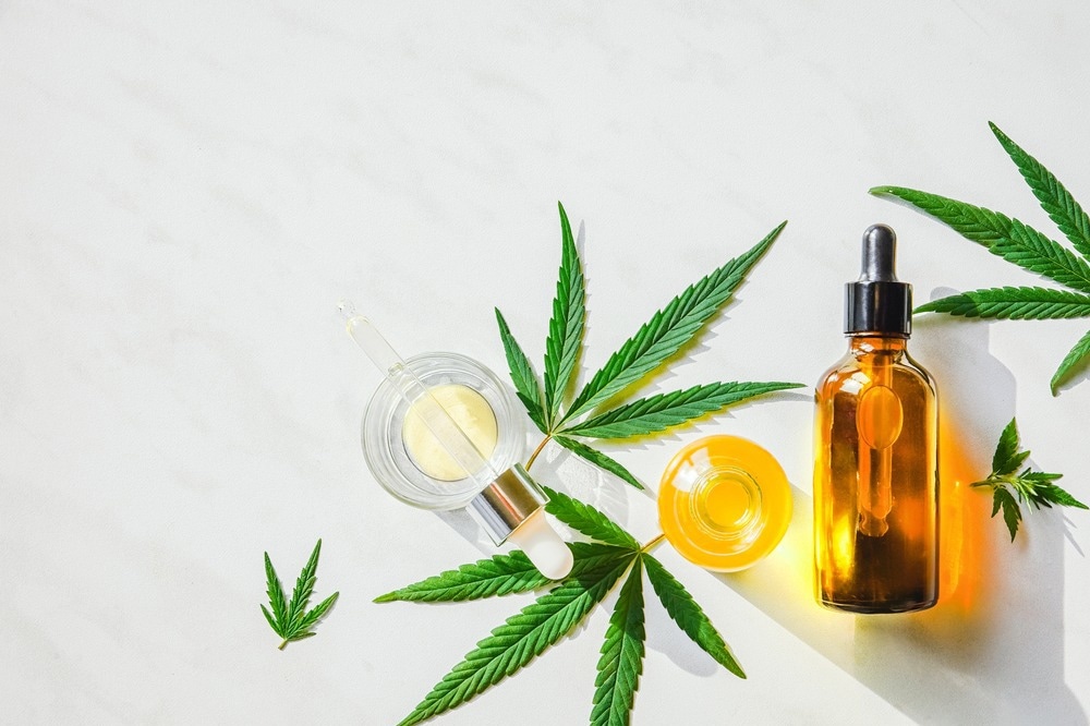 Study: Does cannabidiol make cannabis safer? A randomised, double-blind, cross-over trial of cannabis with four different CBD:THC ratios. Image Credit: IRA_EVVA / Shutterstock.com
