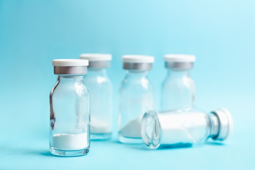 Study: A randomized phase 3 trial to assess the immunogenicity and safety of 3 consecutively produced lots of freeze-dried MVA-BN® vaccine in healthy adults. Image Credit: Maryna Trusava / Shutterstock.com