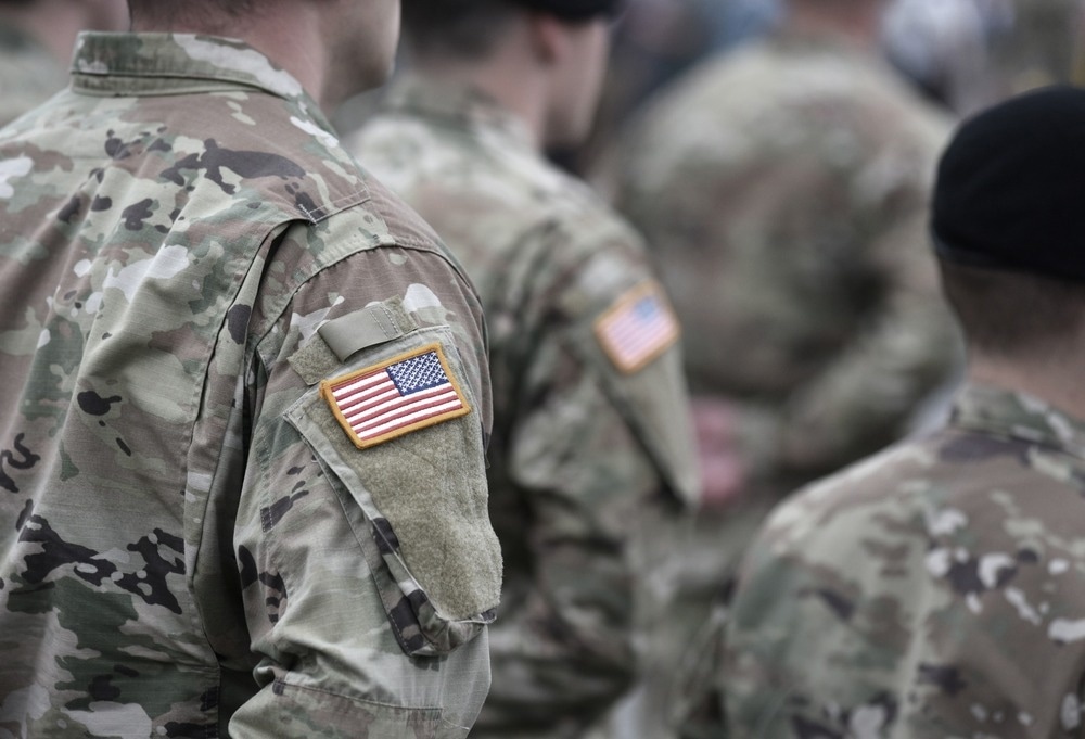 Study: Effectiveness of COVID-19 treatment with nirmatrelvir-ritonavir or molnupiravir among U.S. Veterans: target trial emulation studies with one-month and six-month outcomes. Image Credit: Bumble Dee/Shutterstock