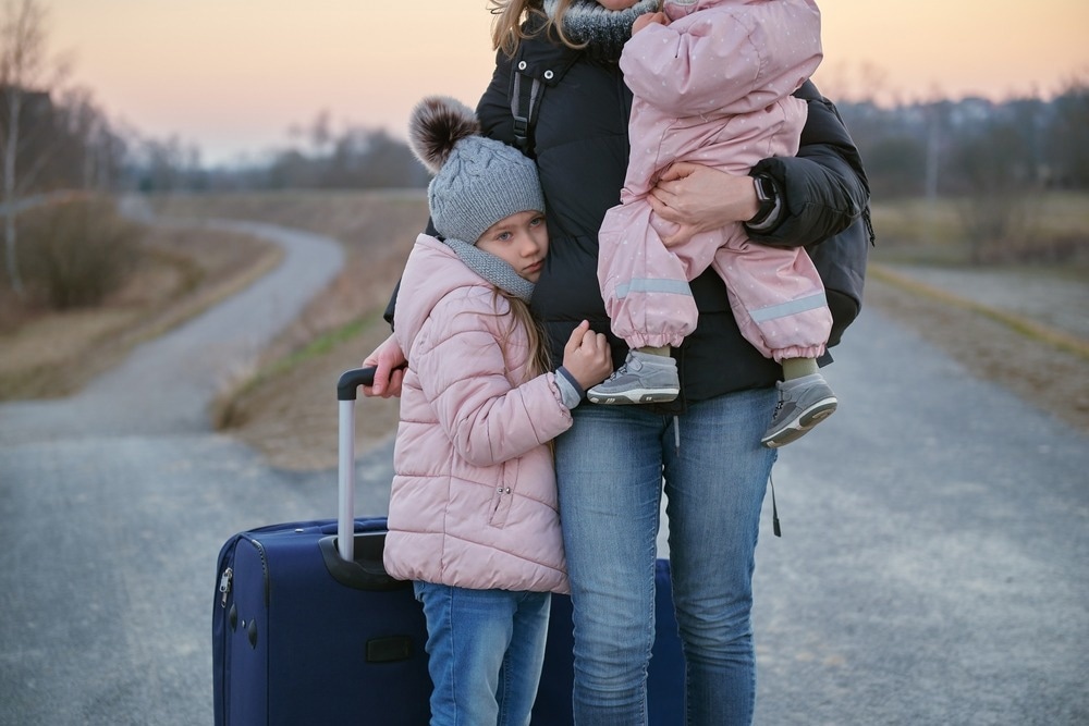 Study: Quality of maternal and newborn care around the time of childbirth for migrant versus nonmigrant women during the COVID-19 pandemic: Results of the IMAgiNE EURO study in 11 countries of the WHO European region. Image Credit: belander / Shutterstock.com  Introduction