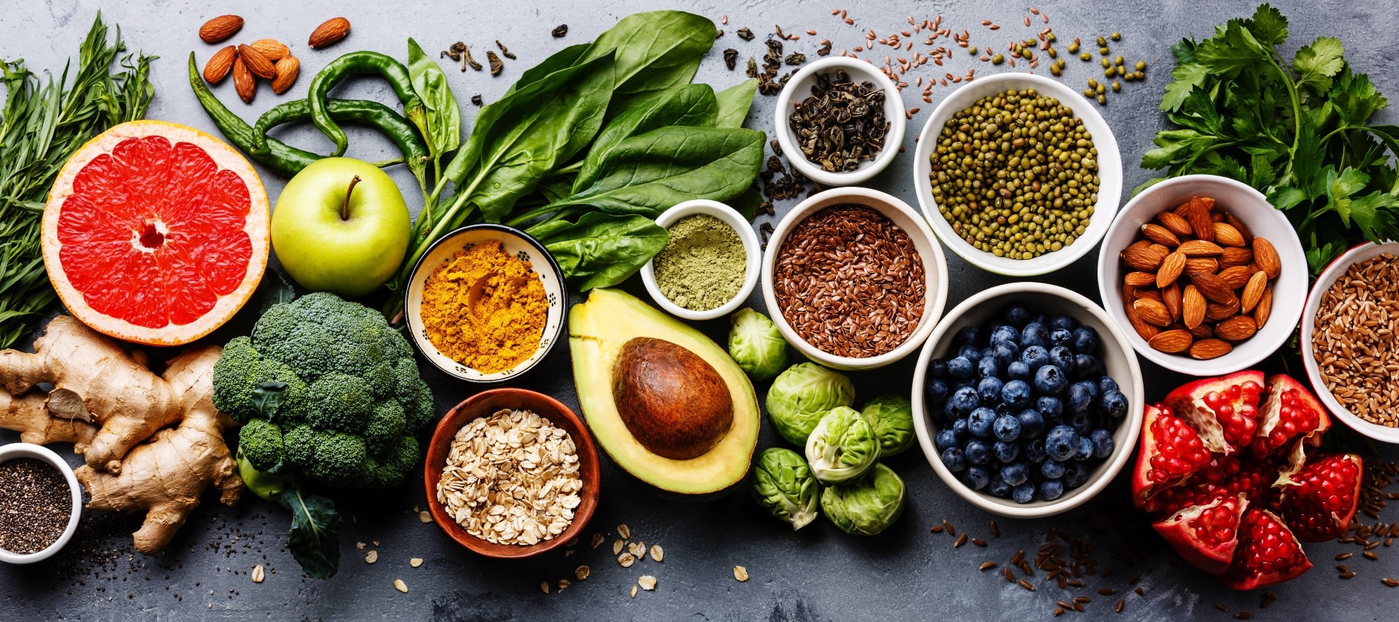 Study: Effect of 8-Week Consumption of a Dietary Pattern Based on Fruit, Avocado, Whole Grains, and Trout on Postprandial Inflammatory and Oxidative Stress Gene Expression in Obese People. Image Credit: Natalia Lisovskaya/Shutterstock