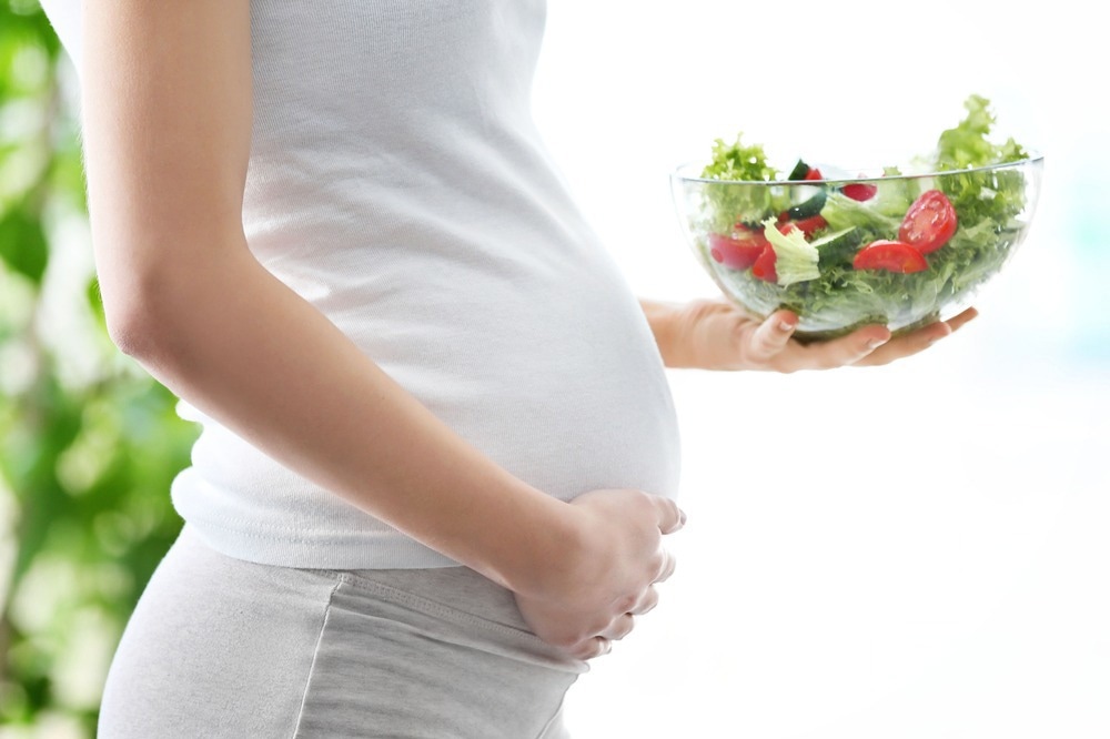 Study: Metabolomic biomarkers of the Mediterranean diet in pregnant individuals: a prospective study. Image Credit: Africa Studio / Shutterstock.com
