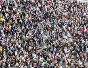 Researchers explore mass gatherings and COVID-19 transmission