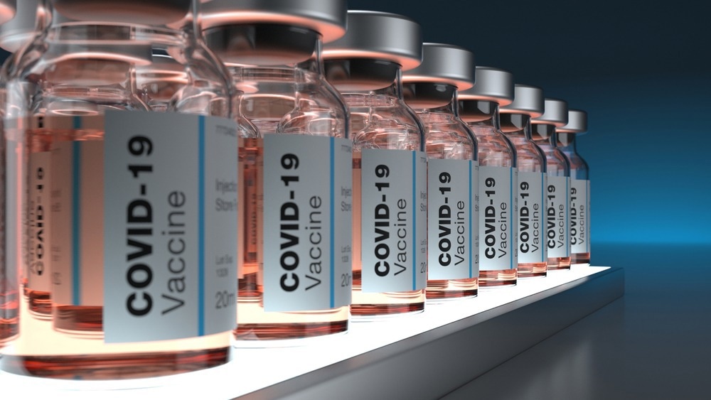 Study: An overview of current accomplishments and gaps of COVID-19 vaccine platforms and considerations for next generation vaccines. Image Credit: Dimitris Barletis/Shutterstock
