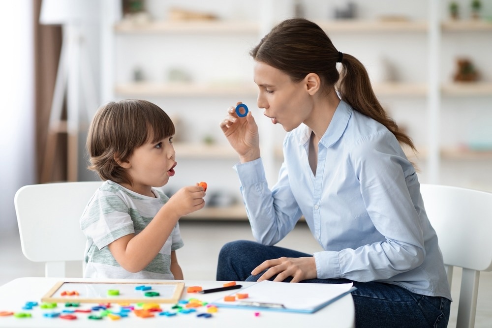 Study: Restricted language access during childhood affects adult brain structure in selective language regions. Image Credit: Prostock-studio / Shutterstock.com