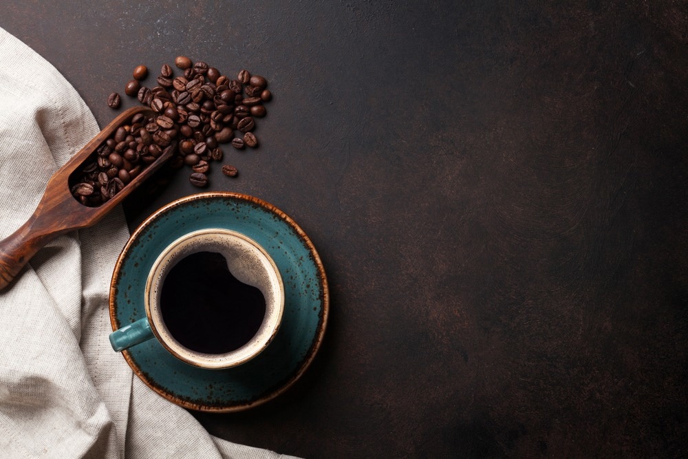 Study: Increase from low to moderate, but not high, caffeinated coffee consumption is associated with favorable changes in body fat. Image Credit: Evgeny Karandaev/Shutterstock