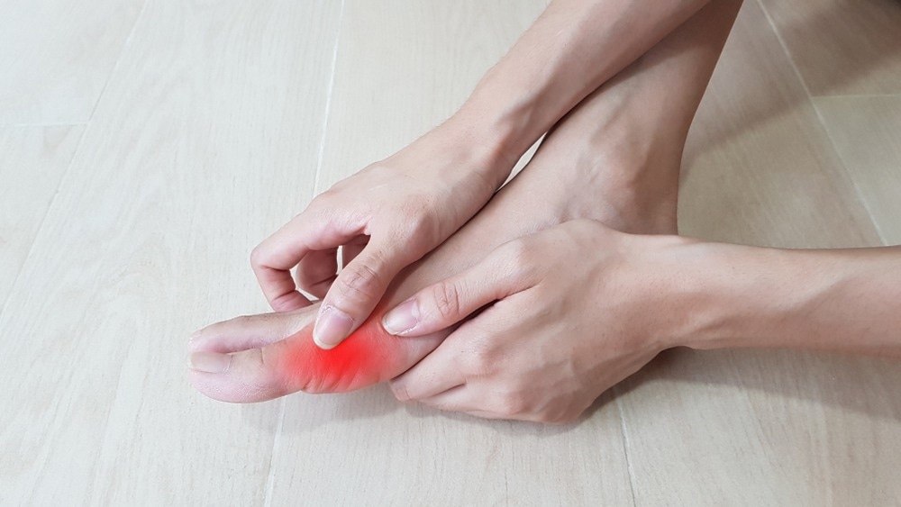 Study: Effect of nanoparticles on gouty arthritis: a systematic review and meta-analysis. Image Credit: joel bubble ben/Shutterstock
