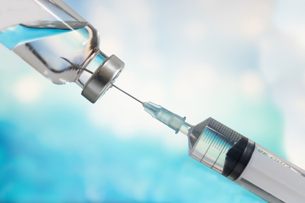 Study: A pan-sarbecovirus vaccine based on RBD of SARS-CoV-2 original strain elicits potent neutralizing antibodies against XBB in nonhuman primates. Image Credit: MemoryMan / Shutterstock.com